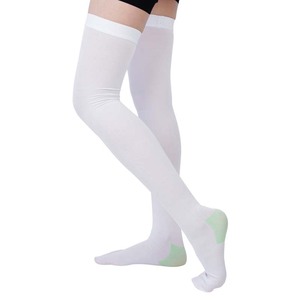 <span class=keywords><strong>Calze</strong></span> a vena varicosa Anti-varicosa a pressione di primo livello per uso medico <span class=keywords><strong>calze</strong></span> <span class=keywords><strong>elastiche</strong></span> da infermiera 15-21Mmhg solida trombosi Anti-bianca - Product Image 3