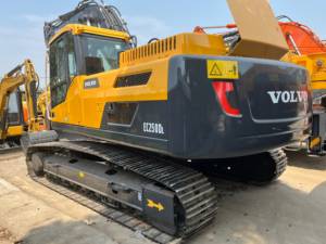 Excavadora VOLVO 250DL Usada, Importada, Original, de 25 Toneladas, Excavadora Volvo EC250DL Usada, Precio Económico en Oferta - Product Image 2