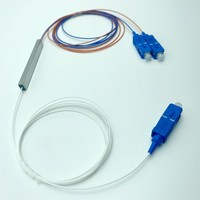 0.9mm G657A1 1X2 Tabung Baja Mini Tipe 2 Arah Pemisah Serat Optik PLC Konektor SC UPC FTTH 5G 0.5m-2m