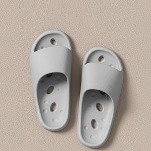 Sandalias de EVA para mujer, de verano 2026, antideslizantes, ecológicas, duraderas, de interior, con fondo grueso y orificios, de secado rápido, para baño y ducha. - Product Image 1