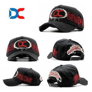 Мужская хлопковая бейсболка с вышивкой - Product Image 1