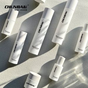 Private Label Flache Schulter Mattierte Vakuum 10ml 100ml 50ml Hautpflege Creme Sprüher Lotion Pumpe Airless Pumpflasche - Product Image 1