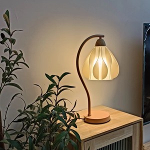 Lámpara de Mesa E26 con Interruptor, Decorativa para Dormitorio o Sala de Estar, Luz Ambiental Cálida, Estilo Vintage, Cuidado con los Ojos - Product Image 1