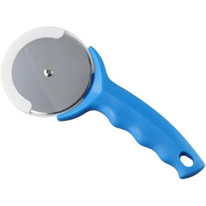 Tagliapizza Professionale con Rotella in Acciaio Inossidabile, Affilato e Liscio, con Impugnatura Antiscivolo Facile da Impugnare - Product Image 4