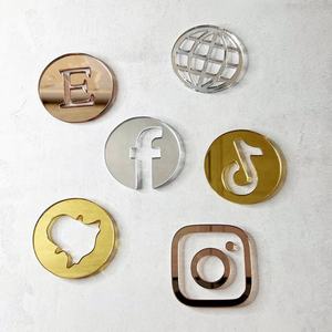 Letrero Acrílico con Iconos de Redes Sociales, Logotipo de <span class=keywords><strong>Facebook</strong></span>, <span class=keywords><strong>Instagram</strong></span>, TikTok, Letrero para Salón de Belleza, Placa para Redes Sociales de Negocios - Product Image 1