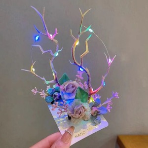 กิ๊บติดผม LED สำหรับงานปาร์ตี้แต่งหน้า กิ๊บติดผมรูปเขากวางเรนเดียร์ เครื่องประดับผมสำหรับคอสเพลย์ - Product Image 3