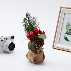 Nouvelle Arrivée Bonne Qualité Vente Chaude Mini Arbre de Bureau de Noël Artificiel en Plastique avec Décorations - Product Image 2