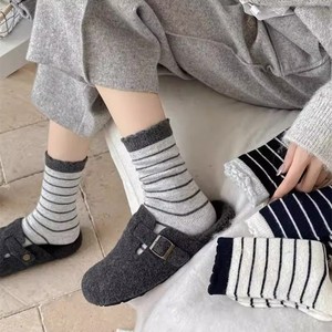 Striped Slouch Socks For Women Mid Calf Lace Trim Thermo Sweat Absorbing Polyester Fiber Casual Autumn Winter Wear - Product Image 2