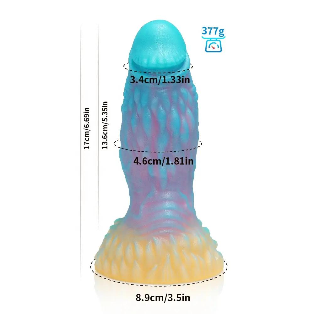 Güçlü vantuz ile gerçekçi gece işık yapay penis cinsel zevk için yumuşak rahat silikon malzeme