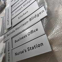 Porta-Nombres de Aluminio Personalizado para Montar en la Pared, Letrero para Puerta de Oficina, Placa con Nombre para Hospital