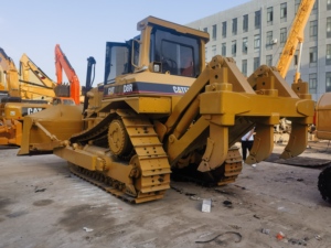 รถดันดิน CAT D8R มือสองสมรรถนะสูง เครื่องจักรก่อสร้างมือสอง รถดันดินแคตเตอร์พิลลาร์สำหรับขาย - Product Image 4