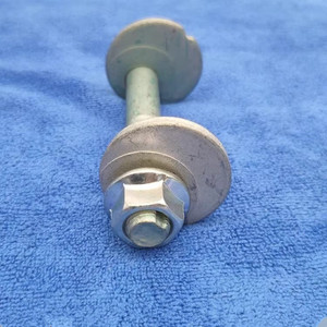 Tornillo de Alineación de Ruedas para Mazda 6, FD162866Z, Pieza de Ajuste Excéntrico Trasero de Acero - Product Image 1