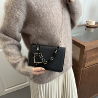 Nouveau Sac à Main Femme 2026 avec Chaîne, Sac à Bandoulière de Luxe et Tendance en Cuir PU Texturé, Petit Sac Carré pour Femme