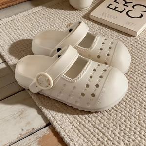 Sabots Mary Jane XIXITIAO pour femmes, sandales perforées en EVA antidérapantes, chaussures de plage à bout fermé, pantoufles d'été pour les vacances en plein air, vente en gros - Product Image 1