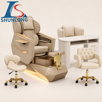Fauteuil de pédicure de luxe avec base dorée, bassin pour les pieds en verre cristal, massage électrique réglable pour salon de manucure