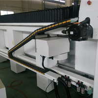 Máquina Router CNC de 5 Ejes Jinan Mosencnc 1325 con Eje Rotatorio |   Centro de carpintería de gran formato y multiángulo para tallado 3D