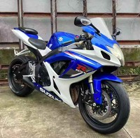 Motocicleta Deportiva de Carreras Suzuki Gsx600 de 600 cc, Refrigerada por Líquido, Cuatro Cilindros, Manejo Estable, Gran Potencia para Calle y Pista