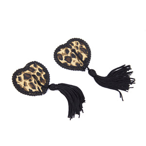 Adesivi per Capezzoli Natalizi Personalizzati con Stampa Leopardata e Cuore Seducente, Accessori per <span class=keywords><strong>Lingerie</strong></span> Femminile, Giocattoli Erotici <span class=keywords><strong>BDSM</strong></span> - Product Image 6