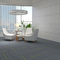 Premium Modulare Nylon-Teppichfliesen mit PVC-Rücken Gestreiftes Muster Klassische Kommerzielle Farbe 50x50cm Quadratisch für Büroböden