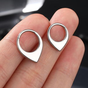 Anelli Septum a Forma di Cuore in Titanio Solido F136 G23, 16G 8/10MM, Gioielli per Piercing, Delicati Orecchini <span class=keywords><strong>Helix</strong></span> e Daith per Donne - Product Image 3