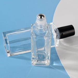 Grosir gratis sampel mewah wanita 3ml 6ml persegi kaca <span class=keywords><strong>Roll</strong></span> <span class=keywords><strong>on</strong></span> botol 10ml minyak esensial botol <span class=keywords><strong>Roll</strong></span> bola parfum botol - Product Image 2