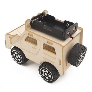 Fai da te in legno modello di auto giocattoli di scienza adolescente assemblato giocattoli di sollevamento elettrico materiale kit per bambini educativi - Product Image 3