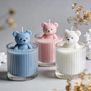 Bougie parfumée en forme d'ours mignon dans un bocal en verre, bougie artistique en cire de soja pour la décoration de la maison, parfum floral végétal - Product Image 1