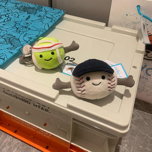 Niedlicher Plüschball-Schlüsselanhänger Tennis-Baseball-Anhänger Weich mit PP-Baumwolle gefüllt Geschenk für Freundin 31-50 cm - Product Image 1