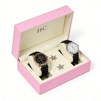 Boîte à montres en quartz, boîte de présentation de bijoux en cuir PU de luxe, coussin en daim pour montre, logo personnalisé en relief pour l'emballage de montres de luxe OEM