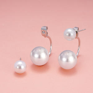 Orecchini a Cerchio E3210 in Oro Bianco con Perle Coltivate AAA, Stile Classico da Donna, Placcati in Argento - Product Image 5