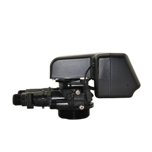 Runxin <span class=keywords><strong>4</strong></span> Ton/H Suavizador de agua 63C3 220V Válvula de plástico y metal para tratamiento de agua con tanque de filtro Componentes de núcleo PLC - Product Image 5