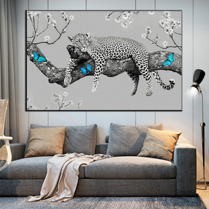Peinture <span class=keywords><strong>sur</strong></span> toile d'animaux, lion noir et blanc, tigre, léopard couché <span class=keywords><strong>sur</strong></span> l'arbre, affiche murale - Product Image 1