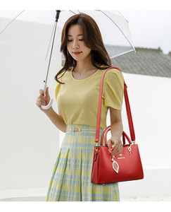 Bolsos cruzados de diseño de moda, bolsos de hombro de cuero PU de alta calidad, bolsos de mano casuales de lujo para mujer - Product Image 2