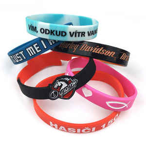 מותאם אישית לוגו גומי סיליקון <span class=keywords><strong>wristband</strong></span> אופנתי אירוע קסם פריט - Product Image 4