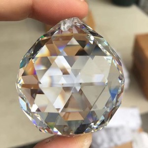 Esfera de <span class=keywords><strong>Cristal</strong></span> K9 Brillante de 30 mm, Atrapasueños Arcoíris Pulido con Estilo <span class=keywords><strong>Feng</strong></span> <span class=keywords><strong>Shui</strong></span> para Regalos y Recuerdos con Temática de Amor - Product Image 1