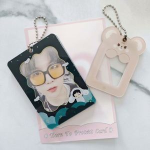 Porta Tarjetas de Identificación Personalizado con Diseño de Ídolos de Kpop, Llavero con Porta Tarjetas Acrílico para Estudiantes y Tarjetas de Crédito - Product Image 2