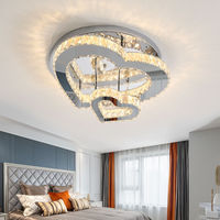 Lampe de plafond moderne en cristal en forme de cœur pour mariage, lampe de salon LED de luxe transparente
