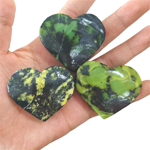 คริสตัลโฮล่า โอปอลสีเขียวรูปหัวใจ งานแกะสลักคุณภาพสูง ทำมือ สไตล์โบฮีเมียน แฟชั่นทันสมัย ของที่ระลึก DIY ของขวัญ ของตกแต่งบ้าน ขายส่ง - Product Image 4