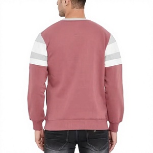 Sweat-shirt à col rond rayé pour homme, coupe classique, manches longues, tricoté, en gris, blanc et rose - Product Image 4