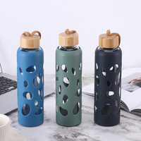 Bouteille d'eau en verre borosilicate de bambou écologique avec couvercle en bambou et manchon en silicone, 500 ml
