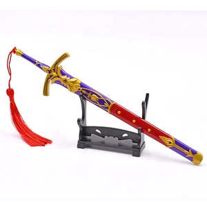Popular Anime Fates Stay Night Caliburn Saber modelo llavero Metal Katana espada llaveros presione para expulsar espada juguete Cosplay regalo - Product Image 2