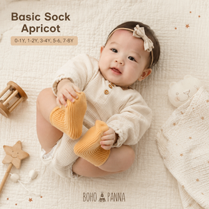 Chaussettes pour bébés en tissu doux et respirant, à ajustement sécurisé, offrant un confort tout au long de la journée pour les pieds de bébé en pleine croissance. - Product Image 2