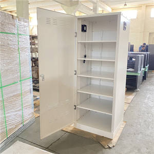 Caja de distribución de gabinete de batería inversor de UPS de metal de acero inoxidable con ruedas IP55 - Product Image 4