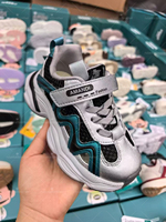 Stock en gros de chaussures de sport d'été pour enfants, en maille respirante, à semelle épaisse et amortissante