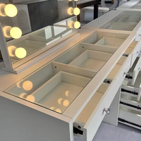 Coiffeuse moderne en bois de chêne massif avec miroir LED réglable et plateau en verre pour chambre principale