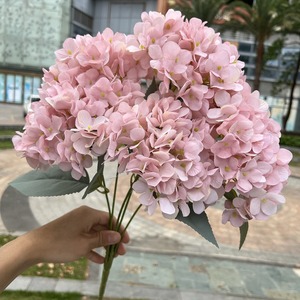 Hydrangea artificielle bleu clair à 5 têtes, hydrangea français, fleurs artificielles blanches pour mariage, décoration murale florale, vente directe d'usine - Product Image 1