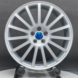 Cerchi in Lega di Alluminio Forgiati Personalizzati Nuovi da 18 Pollici per Auto Passeggeri, ET <span class=keywords><strong>25mm</strong></span> 20mm, Vendita all'Ingrosso dalla Fabbrica - Product Image 1
