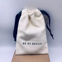 Pochettes personnalisées en toile de coton avec cordon de serrage pour emballage de bijoux, montres, lunettes, bracelets - Sacs cadeaux durables et écologiques avec sérigraphie