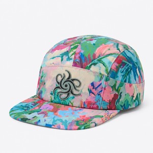 Gorra Deportiva Personalizada al por Mayor de 5 Paneles con Parche de PVC, Logotipo Impermeable y Resistente al Agua, Fabricante de Gorras Deportivas al por Mayor - Product Image 1