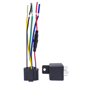 Traceur GPS GT67 à détection ACC avec relais, coupure à distance du carburant et de l'alimentation, prix usine - Product Image 4